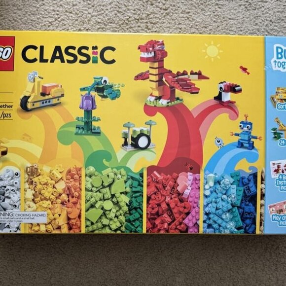 NEW LEGO Classic 11020 - 1601 pieces - Picture 1 of 2